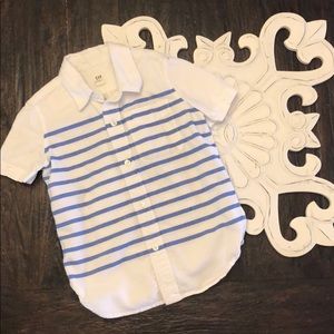 Gap Kids boys button up shirt size XS 4-5